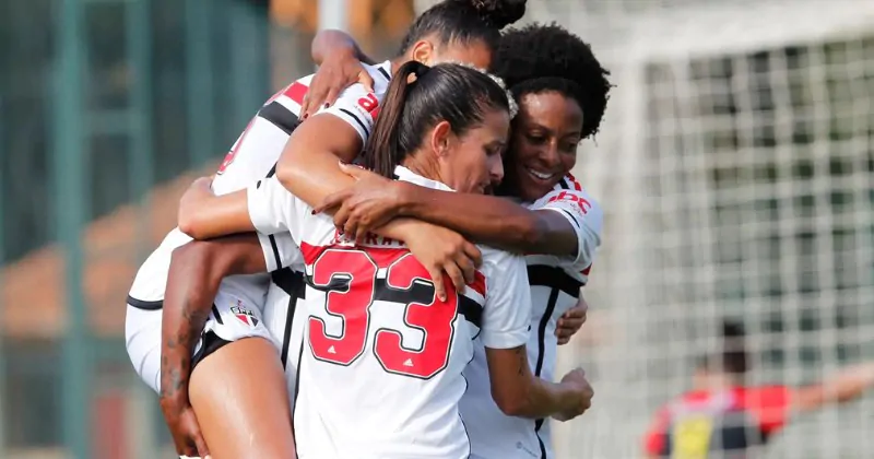 São Paulo goleou em Cotia e venceu a primeira como mandante no Brasileirão — Foto: Rubens Chiri/saopaulofc.net