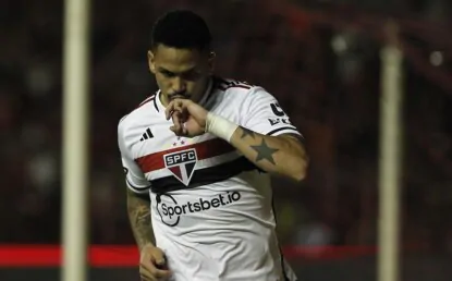 São Paulo vence o Sport na Ilha do Retiro e abre vantagem nas oitavas de final da Copa do Brasil.
