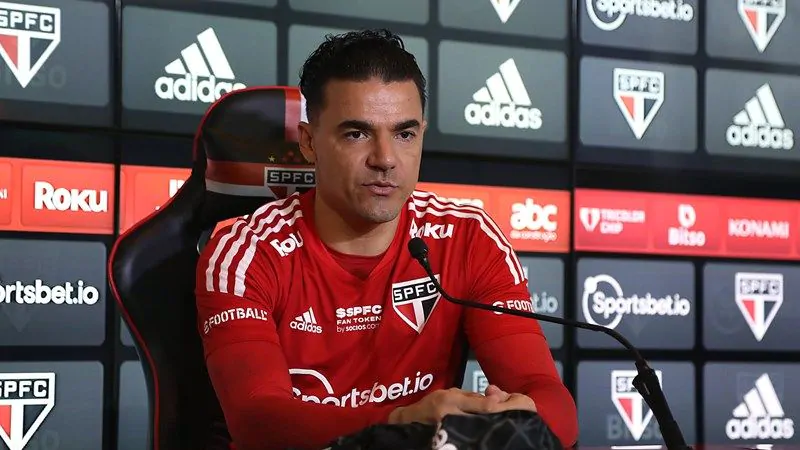 Legenda: Felipe Alves foi apresentado no São Paulo em julho de 2022