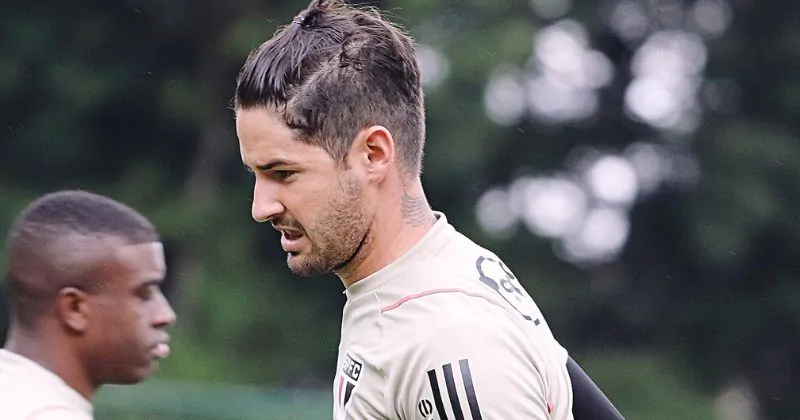 Alexandre Pato é mais um reforço do São Paulo para 2023