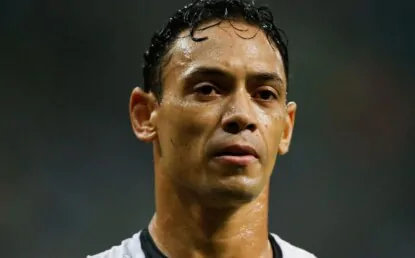 Ricardo Oliveira revela mágoa passada, respeito pelo São Paulo e medalha que o clube mandou
