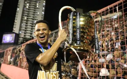Diretor confirma acerto do São Paulo com Erick; para liberar o atacante, Ceará queria bolada