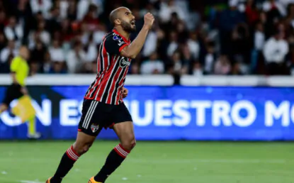 Contrato longo? Lucas diz que “tem muita chance” de ficar no São Paulo em 2024