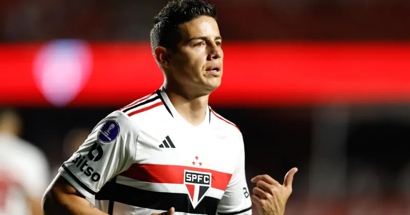 Contratado para ser protagonista, James Rodríguez vive período discreto com a camisa do São Paulo