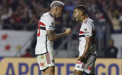 Com o Morumbi lotado, São Paulo vence o Cruzeiro pelo Brasileirão