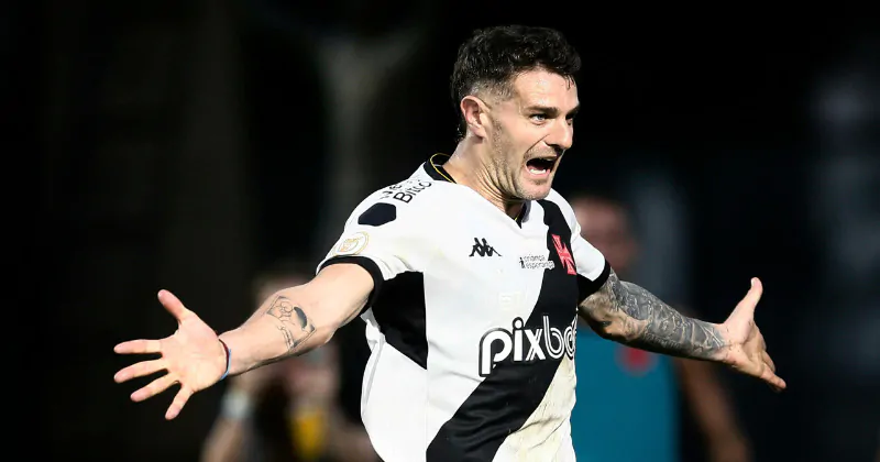 Vegetti comemorando gol pelo Vasco