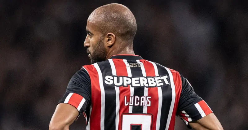 Lucas Moura vai jogar Supercopa