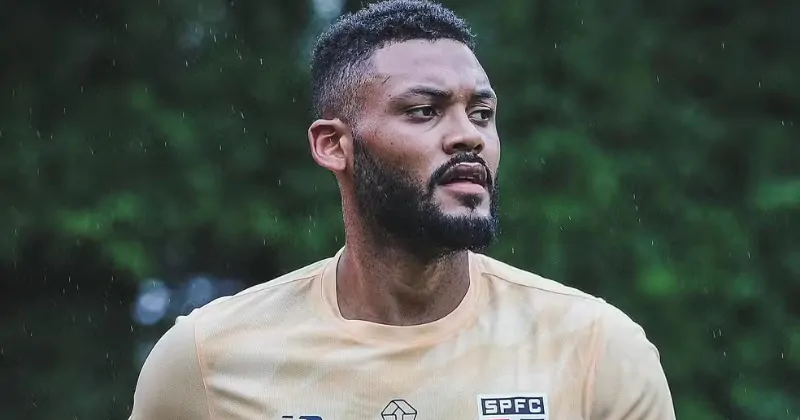 Sabino em treino do São Paulo