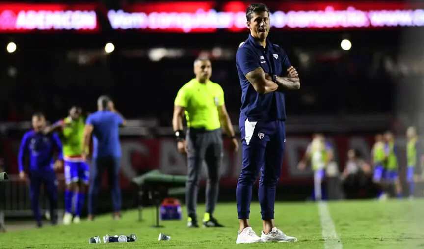 Thiago Carpini durante a partida entre São Paulo e Fortaleza