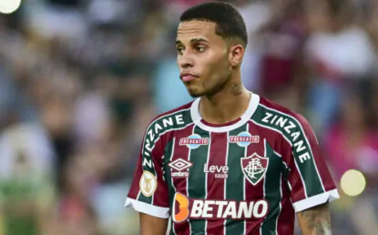 Jornalista aponta interesse do São Paulo em lateral afastado do Fluminense