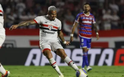 São Paulo perde para o Fortaleza na estreia do Brasileirão