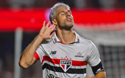 Essencial no ataque, Calleri entra no top 3 de artilheiros do São Paulo na Libertadores