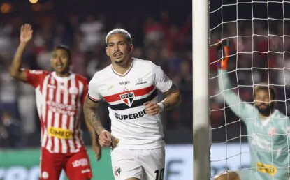 São Paulo vence o Náutico pelo jogo de ida da terceira fase da Copa do Brasil