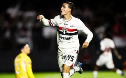 Do gol histórico na Libertadores ao contrato curto: quem é Lucca, a nova joia do São Paulo