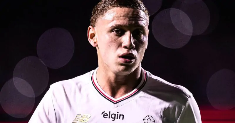 Quem é Maik? Lateral revelado em Cotia estreia pelo São Paulo e ganha respaldo interno