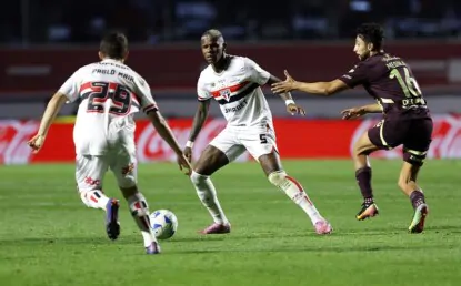 São Paulo perde para a LDU e se despede da Libertadores