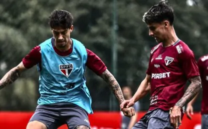 Vídeo mostra Rigoni perdendo gol no treino e a torcida do São Paulo não perdoa: ‘É a mesma preguiça’