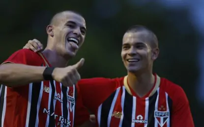 Já classificado, São Paulo faz 6 a 1 no Real Soccer pela Copinha